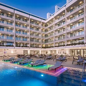 Olympus Palace מלון סאלו
